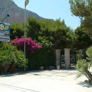 Village La Pineta Campeggio